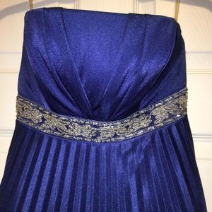 Strapless blue formal dress